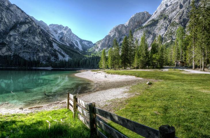 Estate: il decalogo per rispettare la natura in montagna